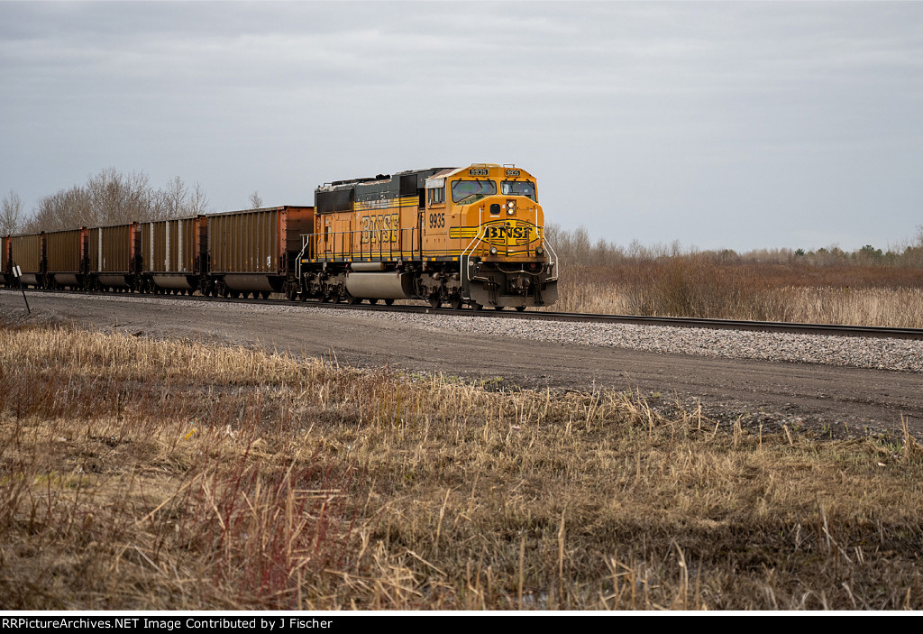 BNSF 9935